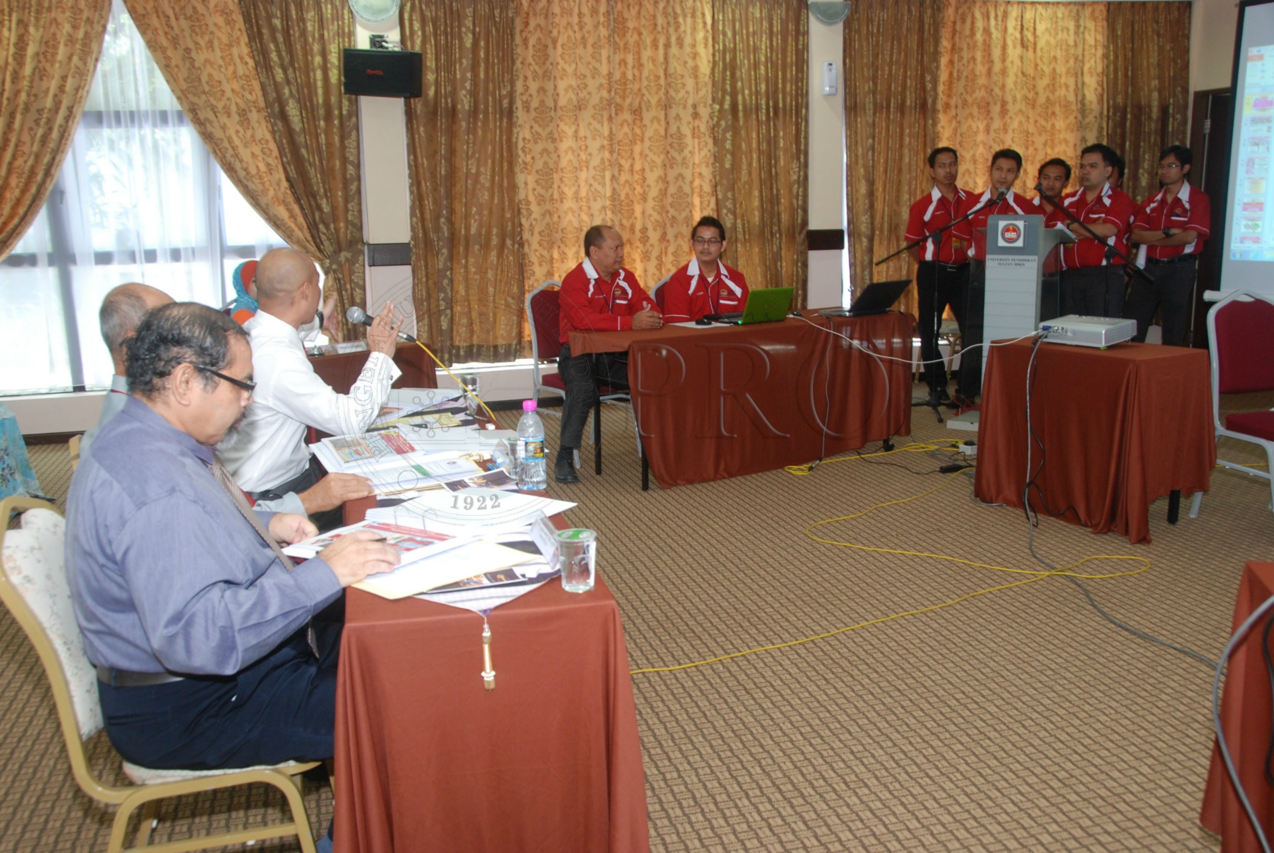 PRO 12 139 KIK DSC 9569